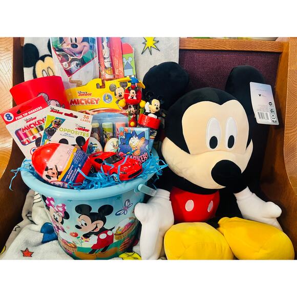 Mickey Mouse giant Easter basket bundle 24 inch Mickey pillow buddy 50x70 Mickey - Picture 2 of 10
